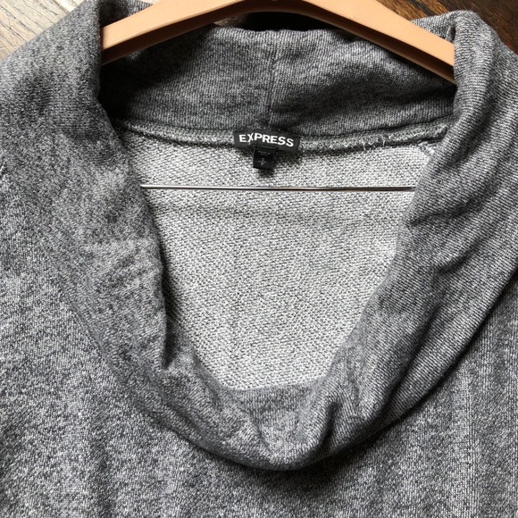 Express Cowl Neck Sweatshirt Sz S - Picture 8 of 8